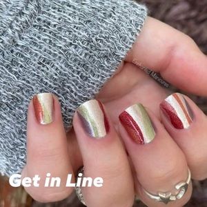 Nwt Color Street nail strips GET IN LINE